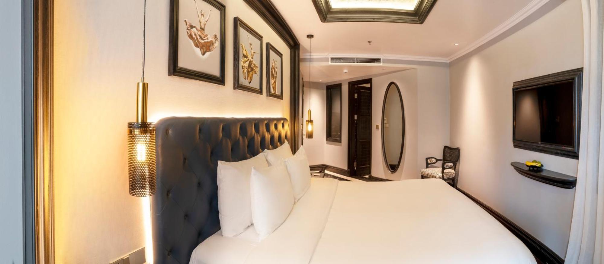 Executive Room External Window