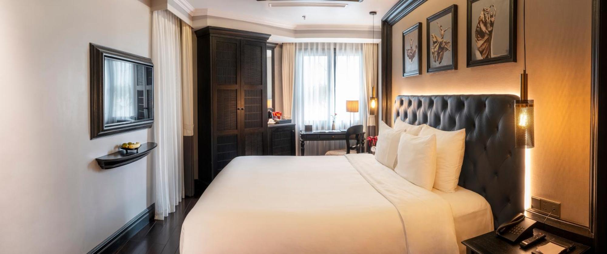 Executive Room External Window